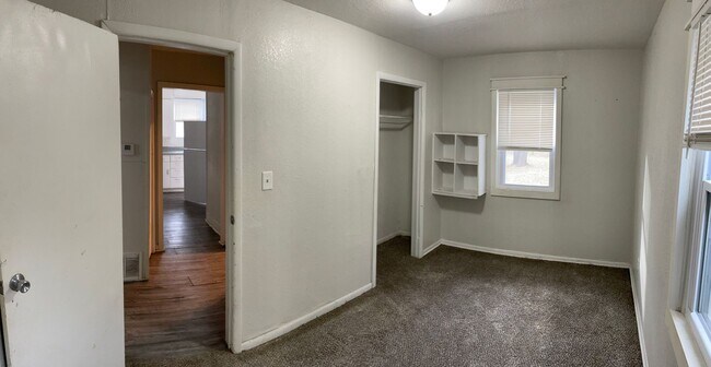 Foto del edificio - Charming 2-bedrom, 1-bath rental home in Wichita, KS