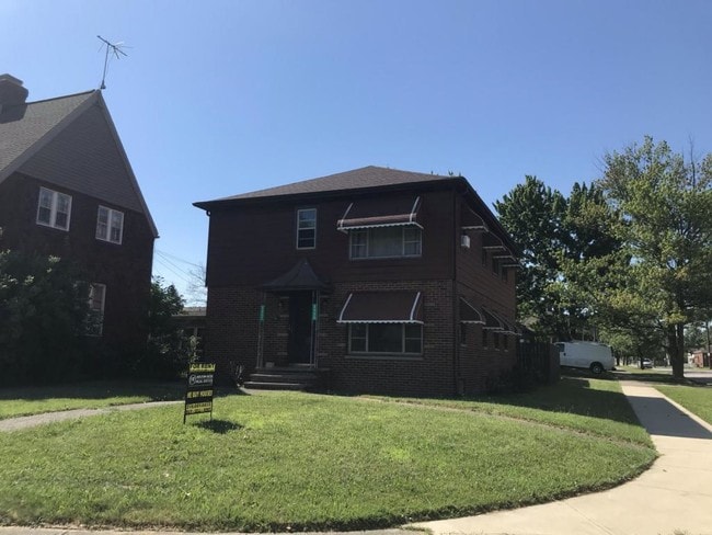 Building Photo - 2325 Brookview Blvd #Down