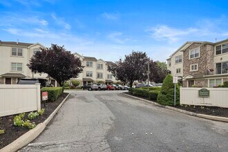 Building Photo - 1625 Paterson Plank Rd
