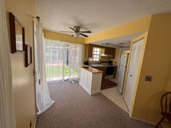 Foto del edificio - Charming 1-Bedroom in Derby Downs – Great ...
