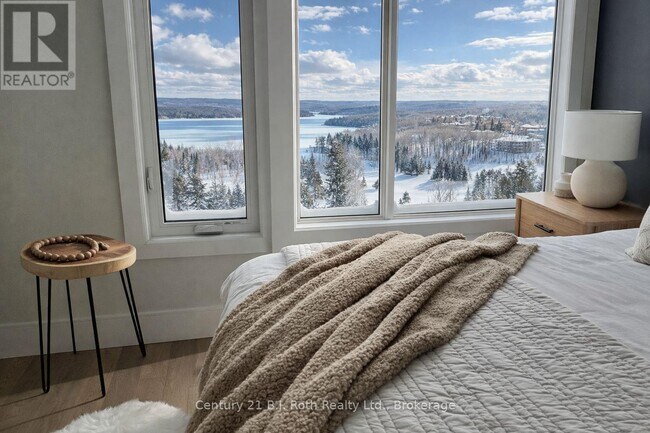 Photo du bâtiment - 11 Tree Tops Ln