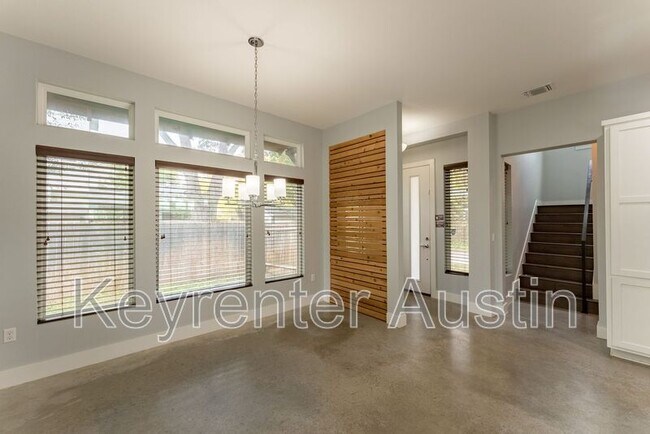 Building Photo - 1128 Gunter St