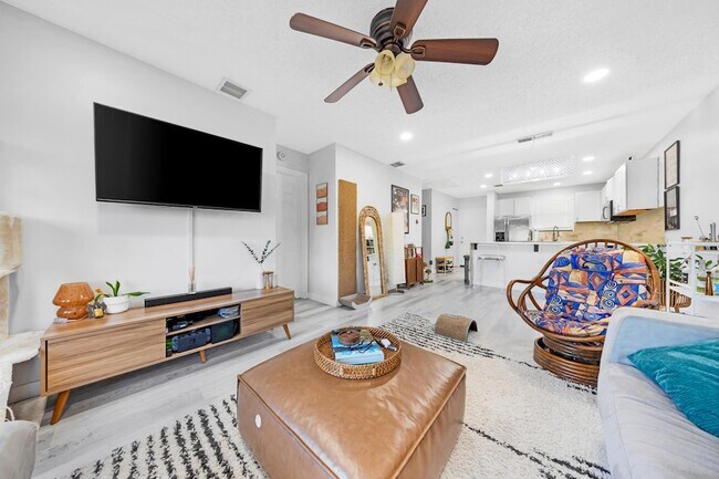 Foto del edificio - 11477 NW 39th Ct
