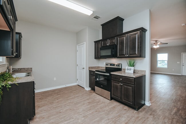 Building Photo - 88 Diebel Dr