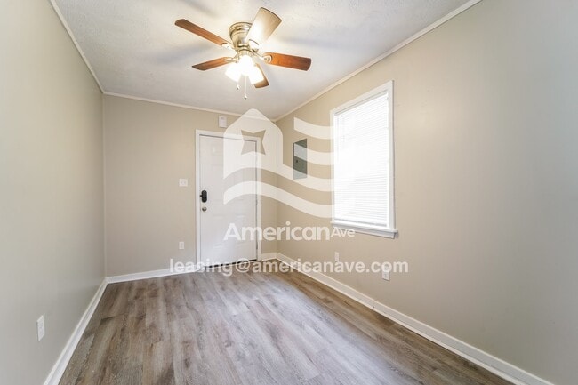 Building Photo - 227 Roosevelt St