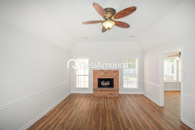 Photo - Newly Updated 4BR/2B home in Daybreak-Bart...