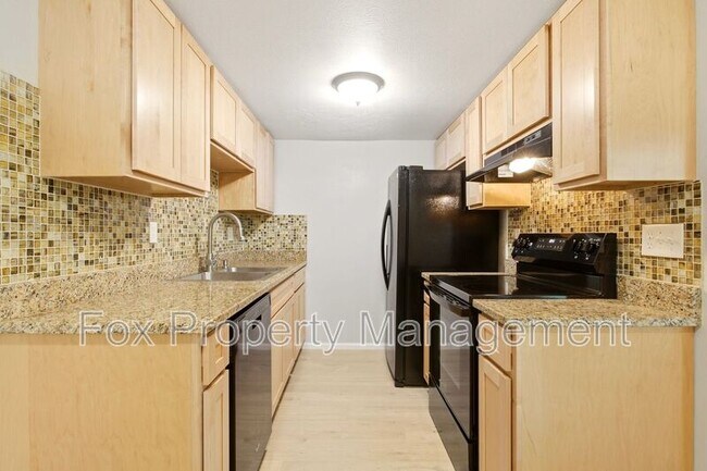 Foto del edificio - 710 W Cleveland Cir