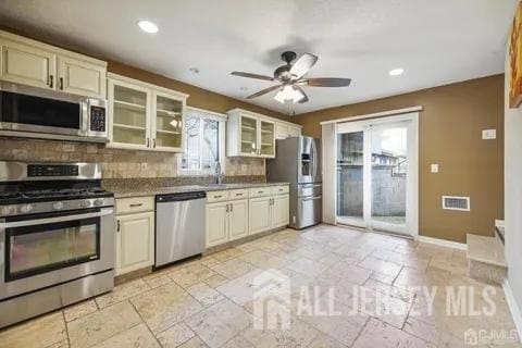 Building Photo - 232 Westgate Dr