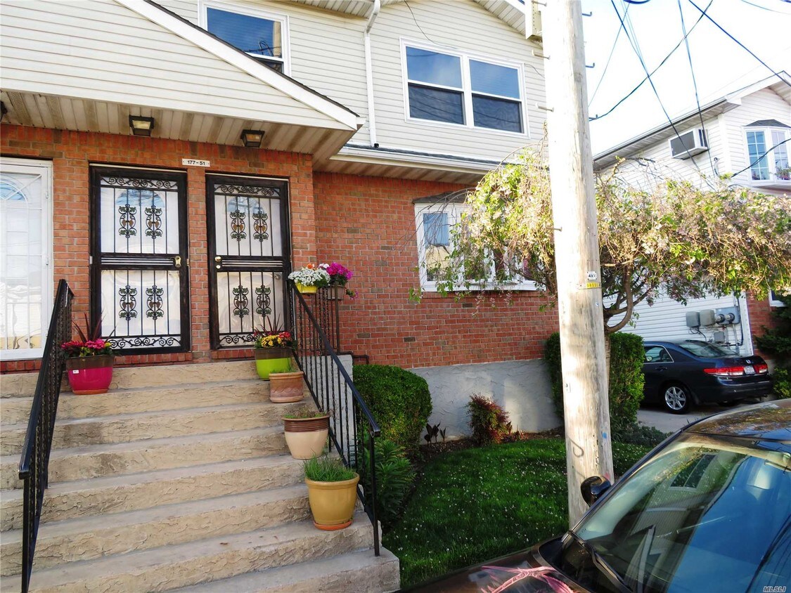 Primary Photo - 177-51 Meadow Rd