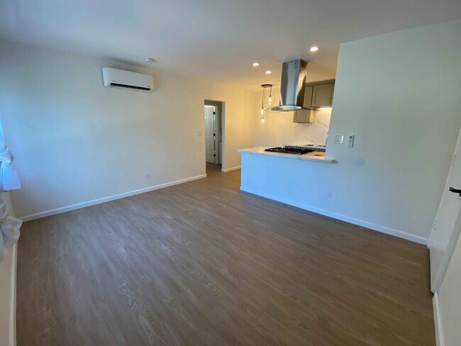 Foto del edificio - 223 N Avenue 58