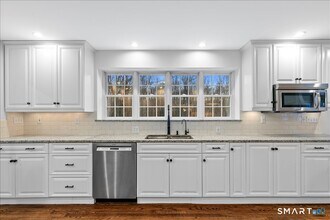 Building Photo - 116 Scarlet Oak Dr
