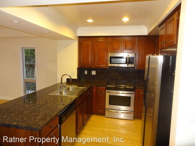 Foto del edificio - 5056 Laurel Canyon Blvd
