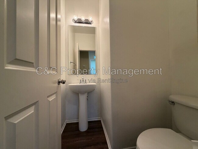 Foto del edificio - 35833 Ellison Ln
