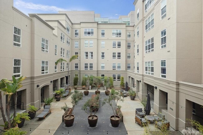 Foto del edificio - 821 Folsom St