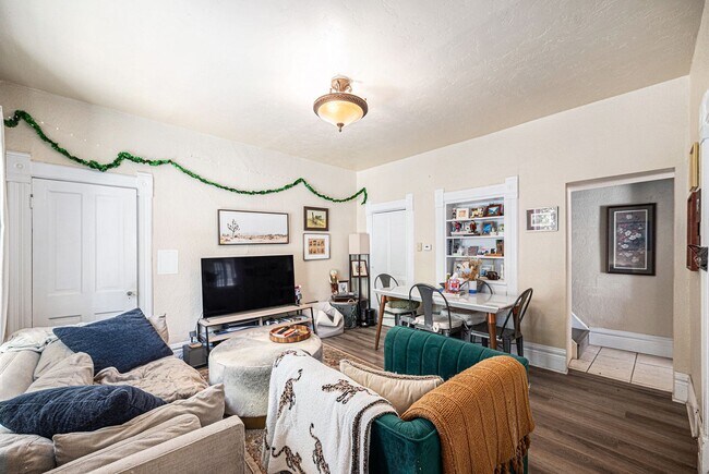 Foto del edificio - Platte Park Bungalow