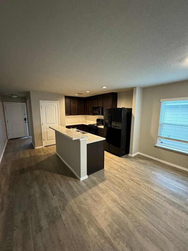 Building Photo - 2347 Camberly View