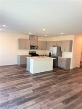 Building Photo - 225 Mocha Coconut Ave