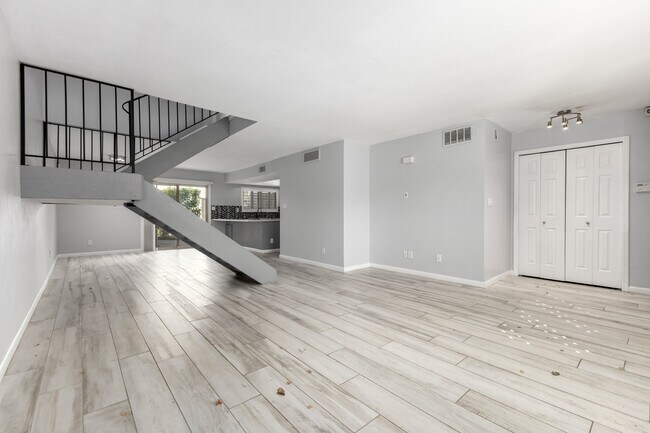 Foto del edificio - 4938 N 74th St