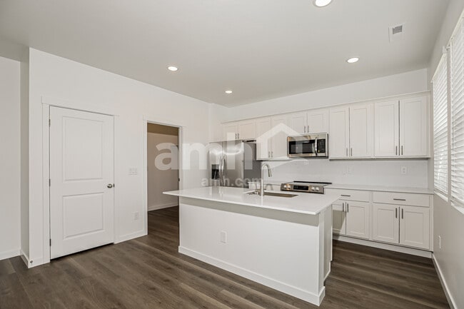 Building Photo - 2963 N Miami Ave