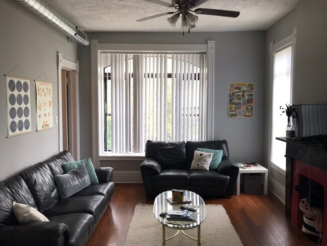 Foto del edificio - 2679 N Lincoln Ave