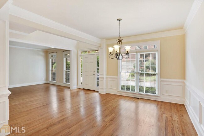 Building Photo - 4011 Blackwell Park Dr