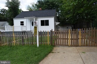 Building Photo - 12323 Dewey Rd