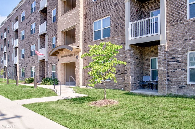 Building Photo - 3 br, 2 bath Apartment - Brennan Pointe