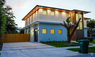 Building Photo - 8400 SW 65th Ave