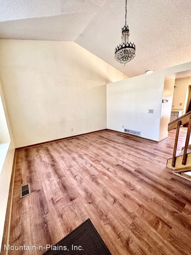 Building Photo - 3 br, 2 bath House - 4218 Goldenridge Way