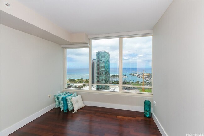 Foto del edificio - 1009 Kapiolani Blvd