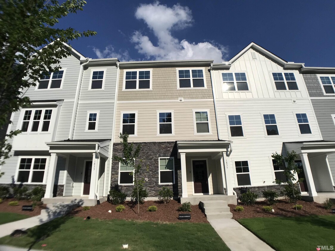 Foto principal - 1835 Starlit Sky Ln