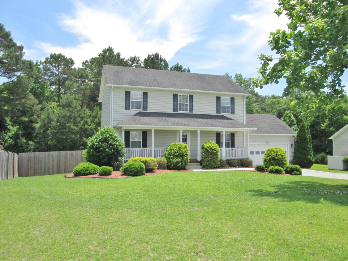 105 Trailwood Dr, Hubert, NC 28539 House for Rent in Hubert, NC