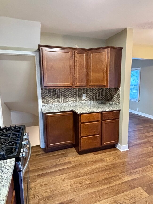 Building Photo - 2644 S Linebarger Ter