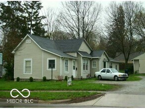 Building Photo - 741 N Rangeline Rd