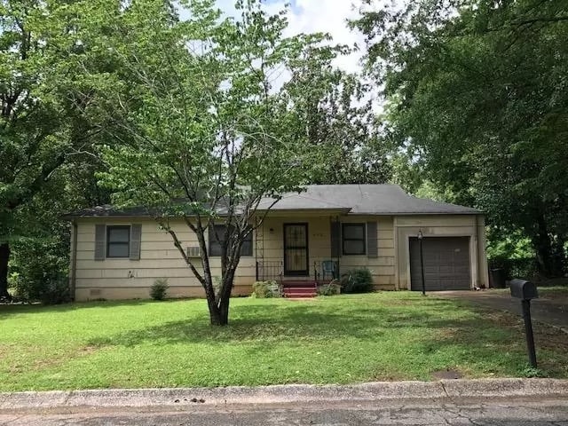 Primary Photo - 428 Dalton Dr