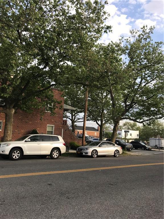 Building Photo - 2401 Stuart St