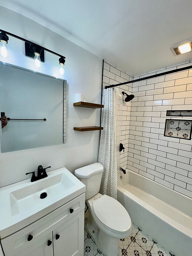 Foto principal - 18 Ivy Hall Ln