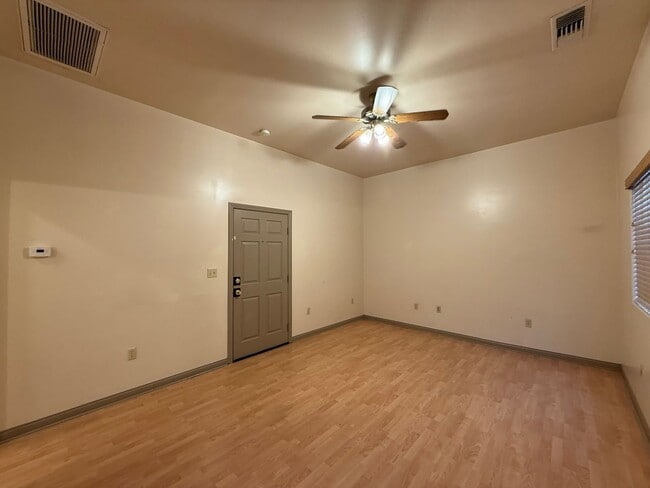 Foto del edificio - 522 Center St