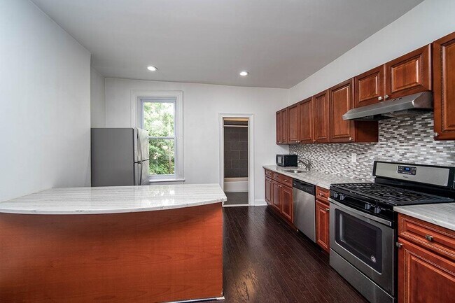 Foto del edificio - 232 Van Horne St