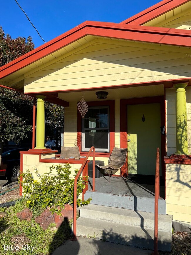 Building Photo - 2 br, 1 bath House - 112 Ocean Street