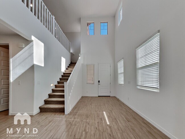 Foto del edificio - 9233 W Roma Ave