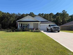 Building Photo - 4578 Red Oak Dr