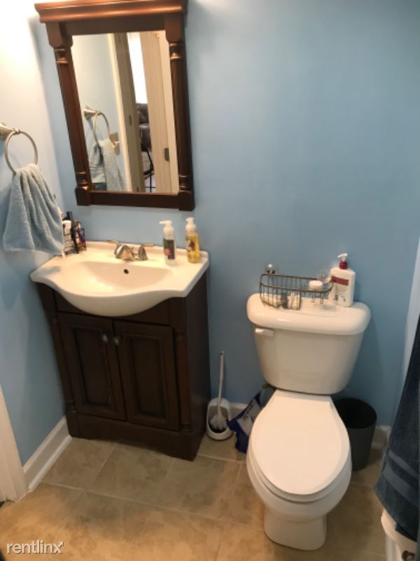 Building Photo - 3 br, 1.5 bath House - 907 Charlotte Dr
