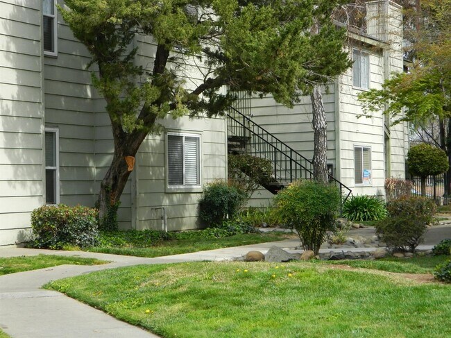 Upstairs unit - 8200 Center Pky