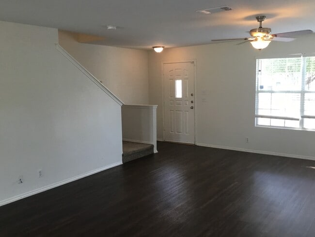 Building Photo - 3500 Banda Lane