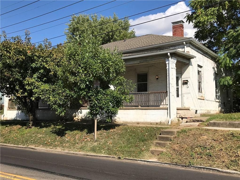 24 Colegate Dr, Marietta, OH 45750 Townhome Rentals in Marietta OH