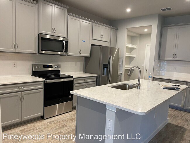 Building Photo - 4 br, 3 bath House - 19445 Blue Pond Dr
