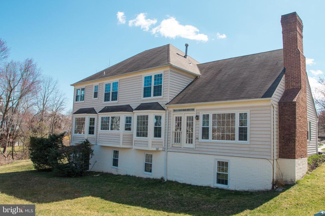 10801 Outpost Dr, North Potomac, MD 20878 House Rental in North