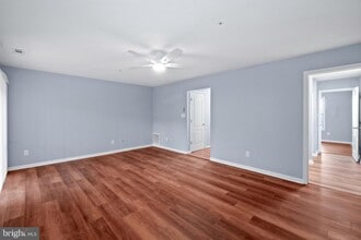 Building Photo - 7910 Beach Plum Ln