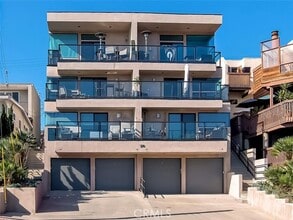 Building Photo - 174 Cliff Dr